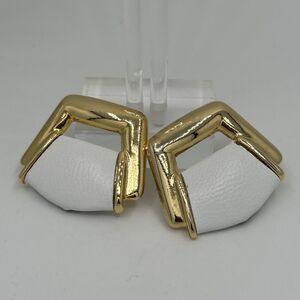 Bluette Made in France Shoe Clips Vintage Gold And white leather